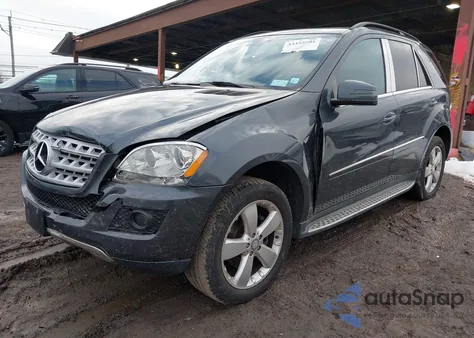 2011 Mercedes-Benz Ml 350 4Matic z USA, uszkodzony, nr VIN 4JGBB8GB8BA686659